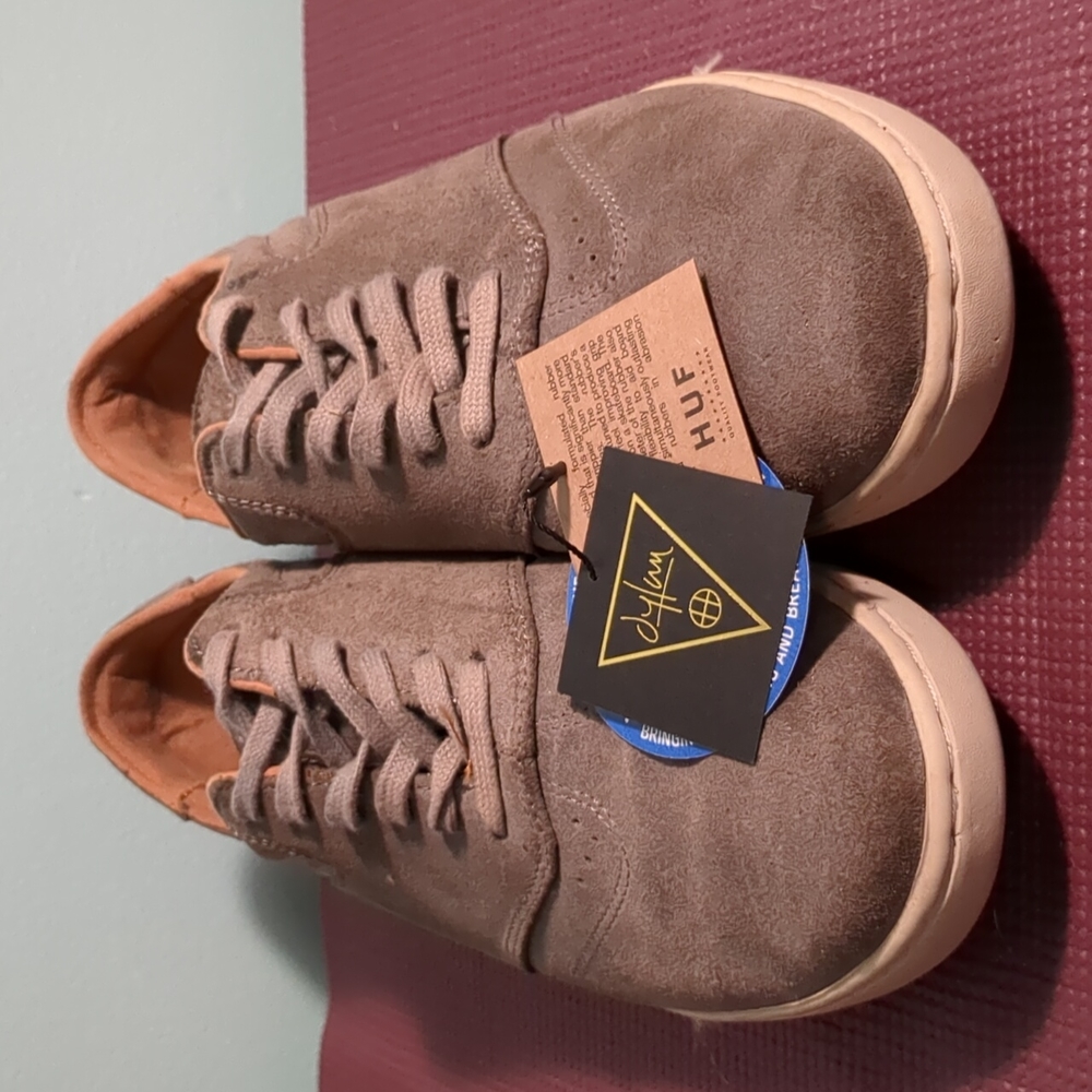 HUF DYLAN RIEDER SIGNATURE SHOES gray suede and bone rubber